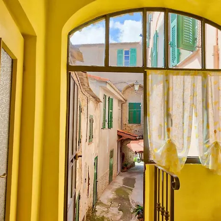 Casa Mara - Diano Serreta بيت للعطل *